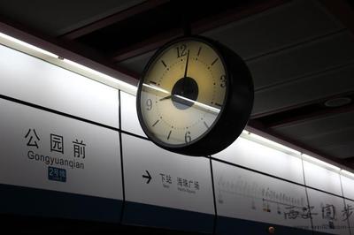 地铁时钟系统示意图 地铁时钟系统示意图
